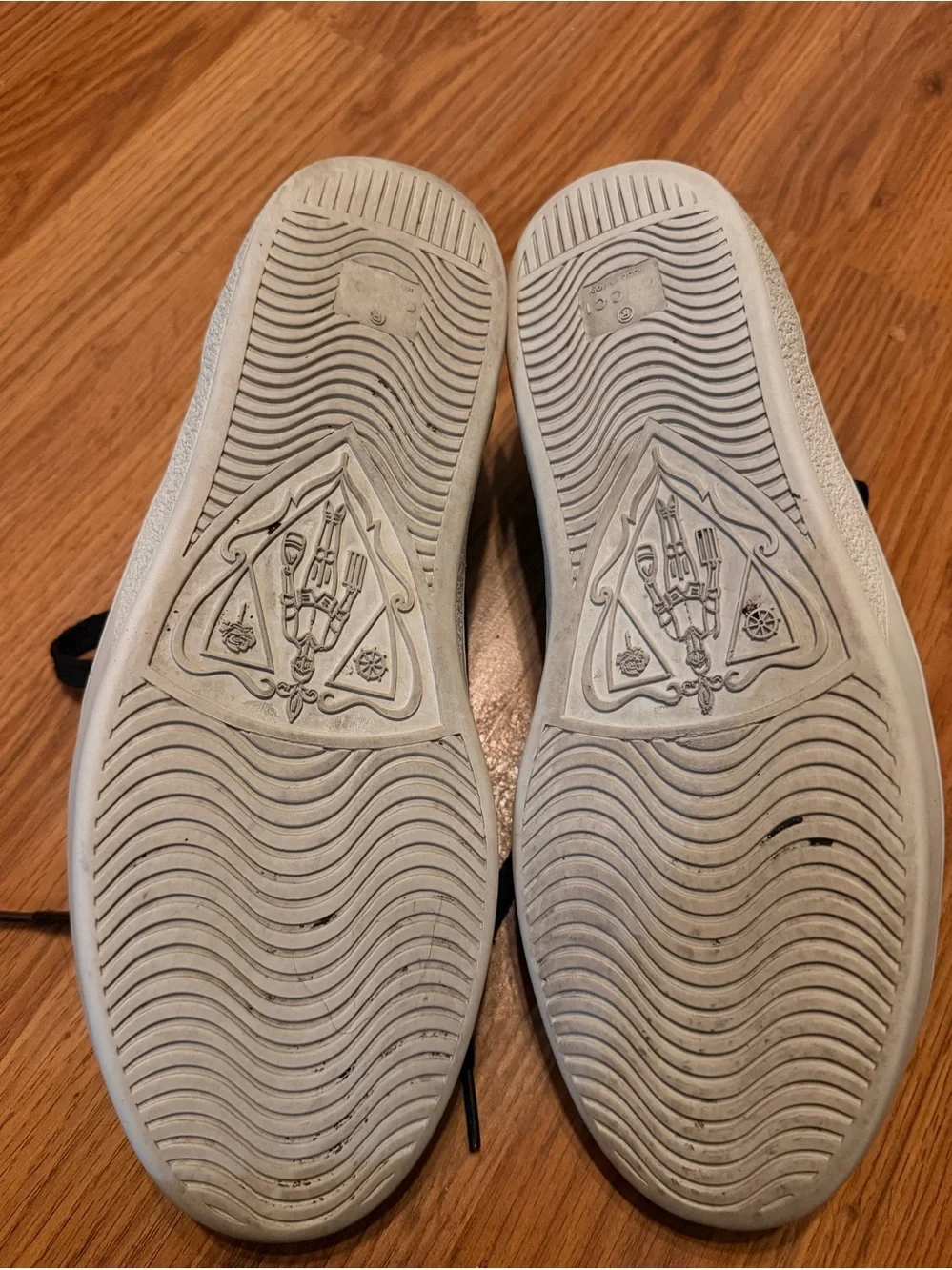 Gucci Ace GG Supreme Sneakers Size  size) 8.5 US